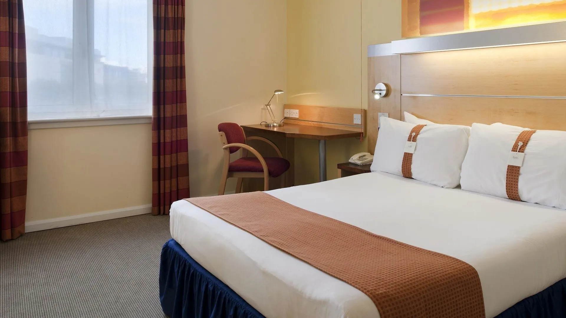 Holiday Inn Express Edinburgh - Leith Waterfront By Ihg 3*,