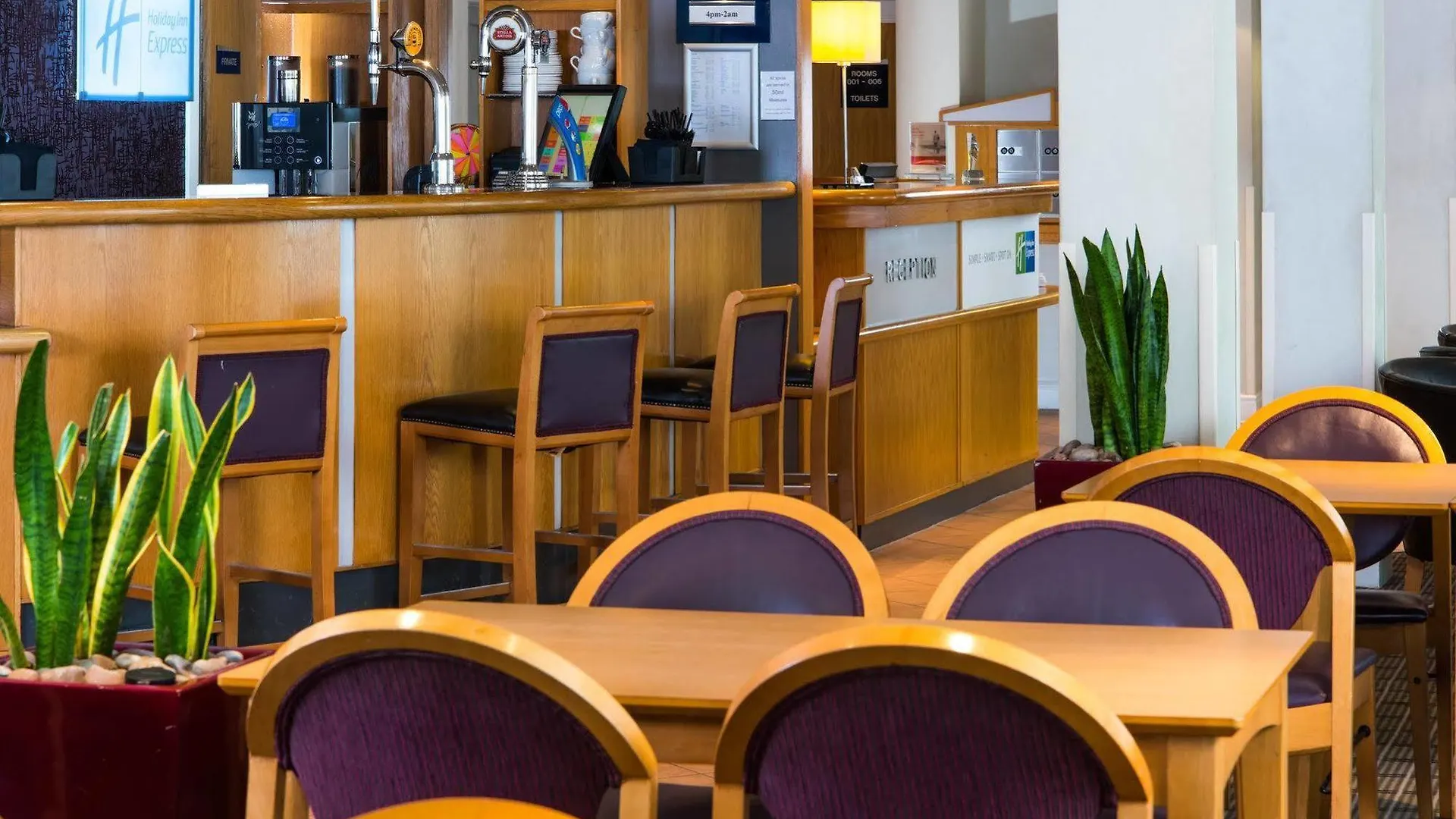 Holiday Inn Express Edinburgh - Leith Waterfront By Ihg Hotel