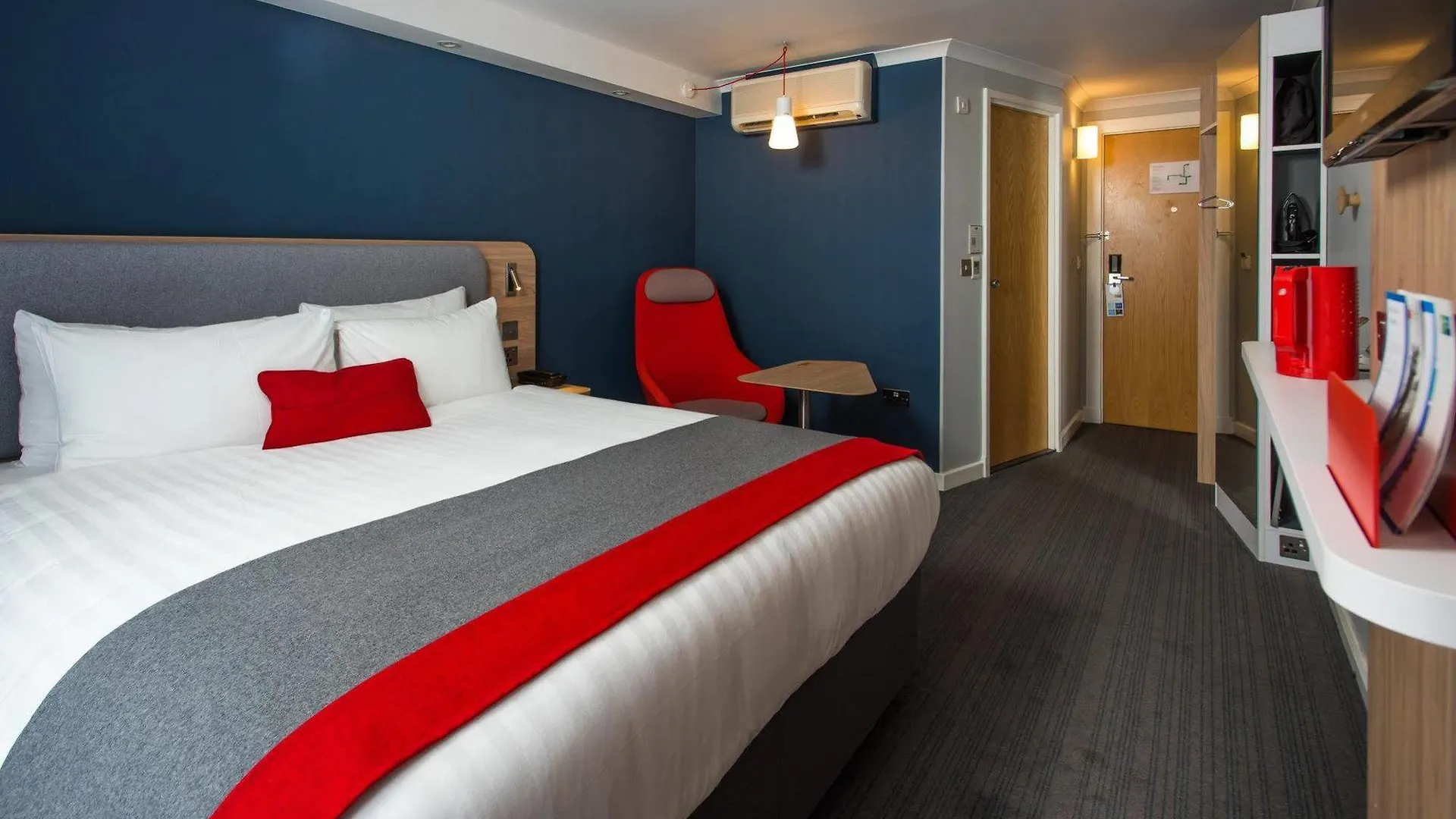 Hotel Holiday Inn Express Edinburgh - Leith Waterfront By Ihg