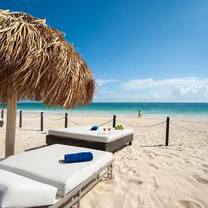 https://bavaro-princess-all-suites-resort-spa-casino.comcaribbean.com