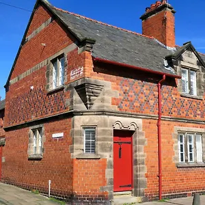 30 Overleigh Road Chester