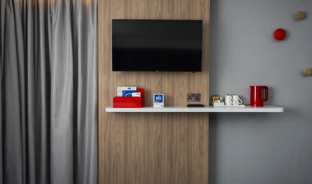 Holiday Inn Express Edinburgh - Leith Waterfront By Ihg 3*,